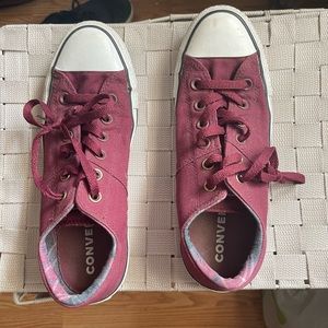 Burgundy Converse, size 9 in womens